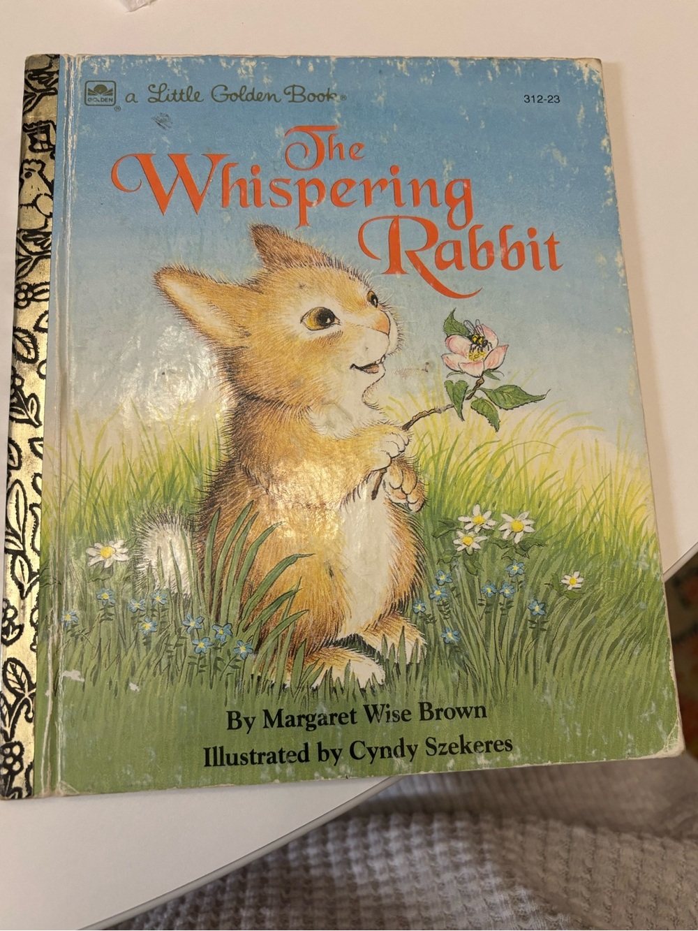 Set of 2 little golden books! Vtg whispering rabbit & the bunnies counting book